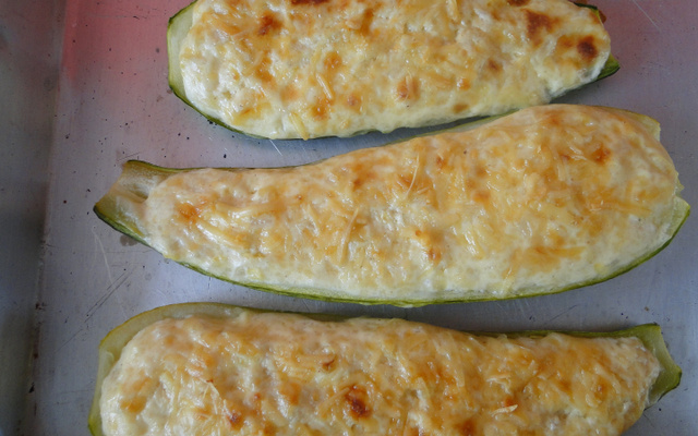 Abobrinhas recheadas