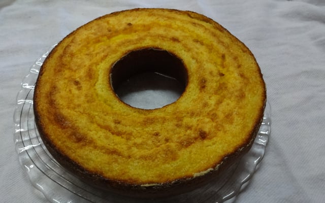 Bolo de milho com leite condensado