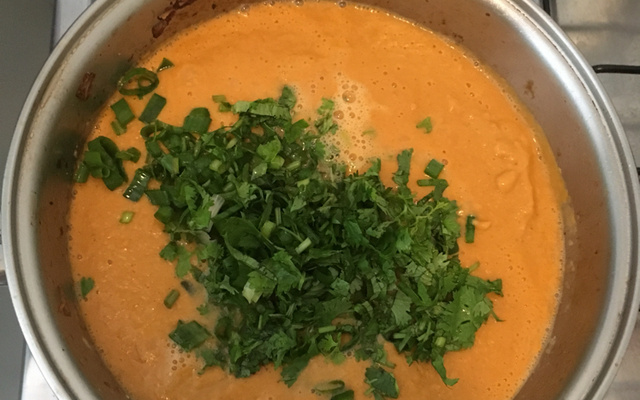 Caldo de camarão do Juca (cascas)