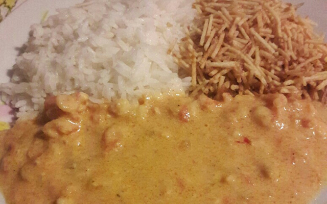 Estrogonofe de camarão