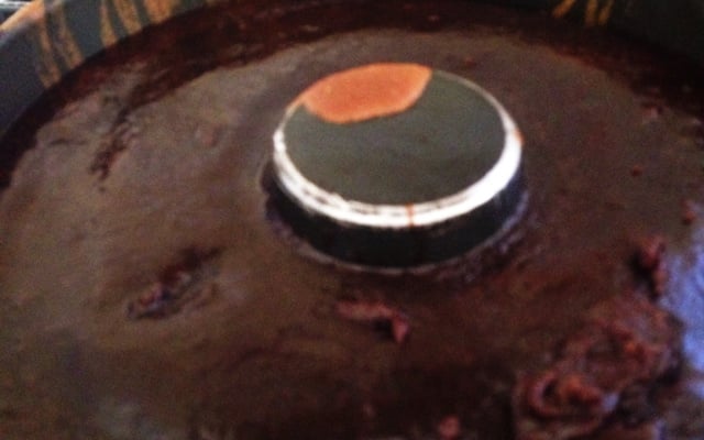 Bolo de chocolate com calda durinha