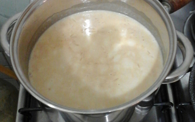 Arroz doce com açúcar queimado