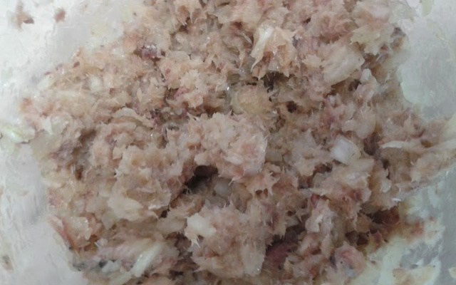 Tira-gosto de sardinha