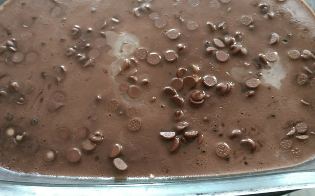 Melado preto e branco