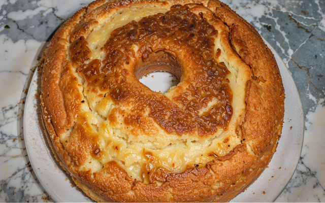 Bolo de fubá cremoso