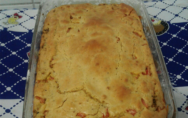 Torta salgada de sardinha