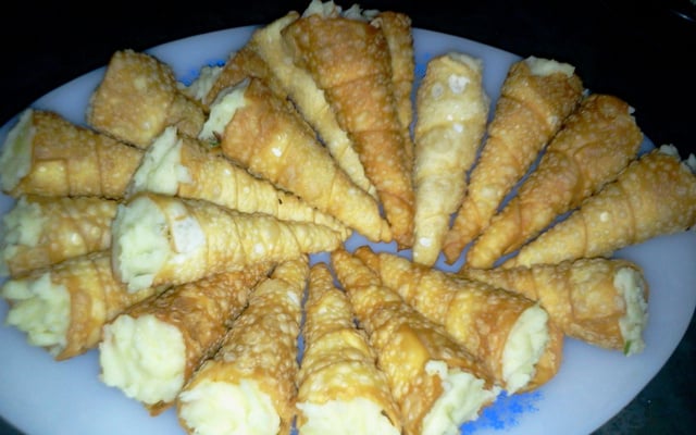 Cones de massa de pastel