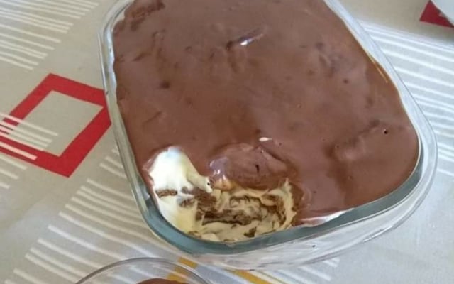 Torta de biscoito fácil, rápida e gostosa
