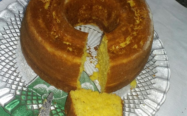 Bolo de espiga de milho verde