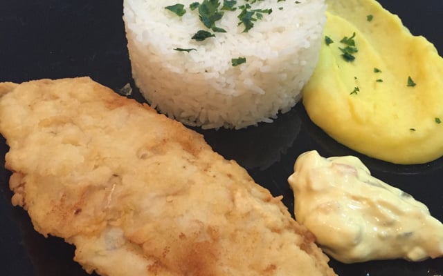 Filé de peixe à dorê
