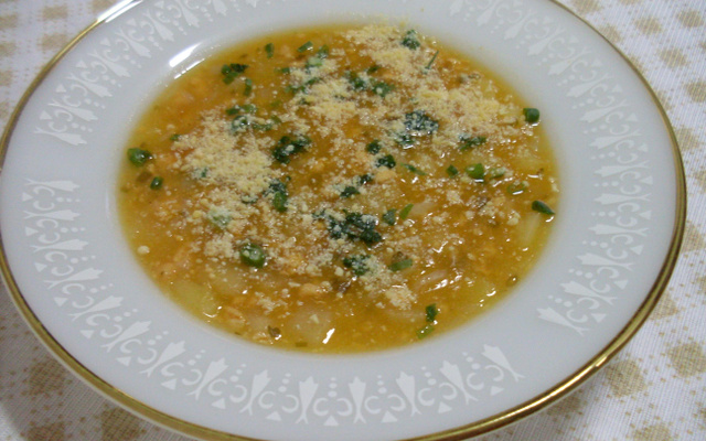 Sopinha rápida de aipim