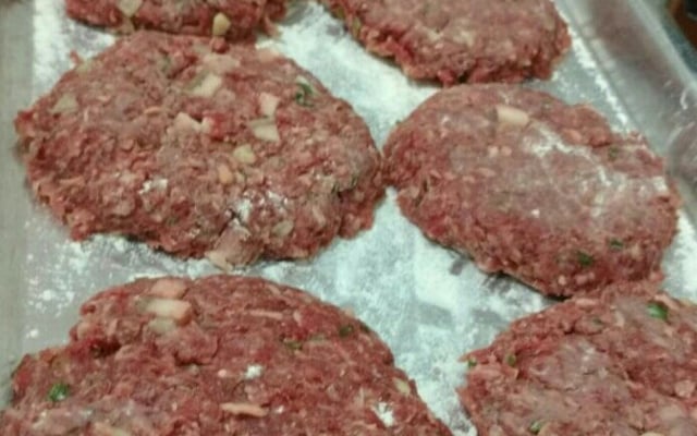 Hambúrguer caseiro do chel