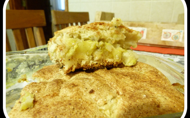 Torta de maçã e banana com canela