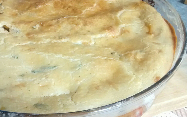 Torta salgada de mandioca (aipim, macaxeira)