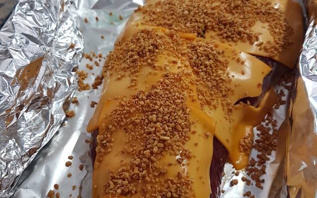 Maminha com alho frito e cheddar