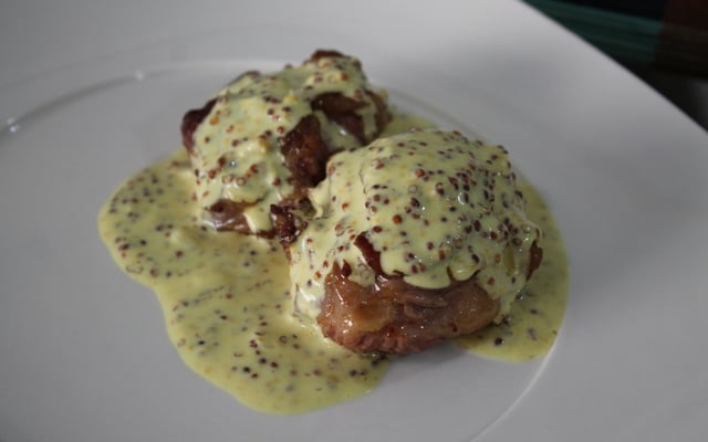 Filé mignon ao molho de mostarda