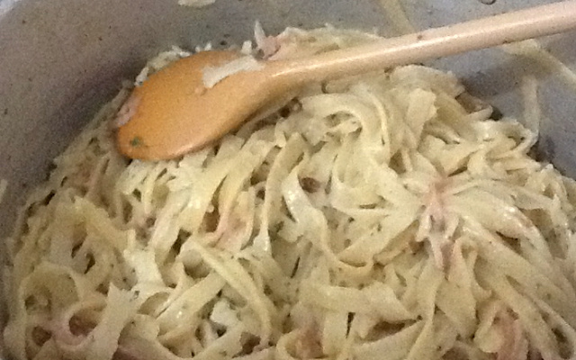 Talharim à carbonara