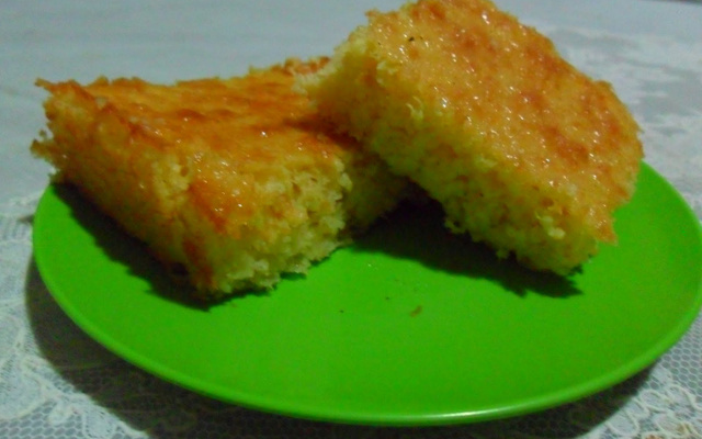 Bolo de bagaço de milho verde