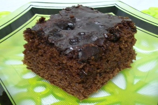 Bolo de chocolate molhado