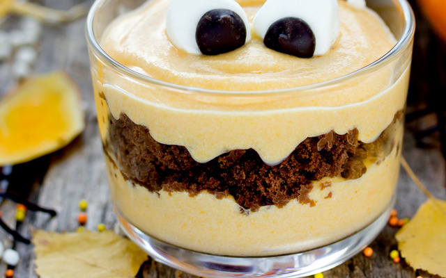 Sobremesa gostosa de bolacha/biscoito recheado