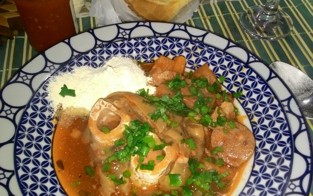 Caldo de mocotó