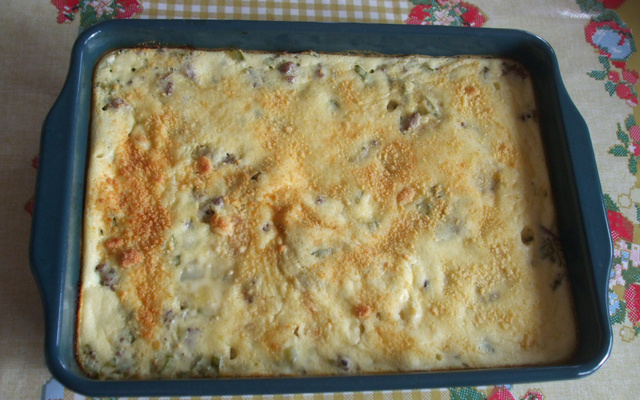 Torta rápida de abobrinha e carne moída