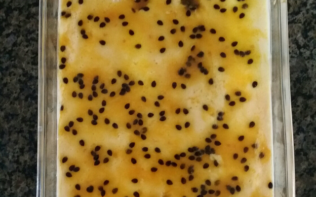 Mousse "mara" de maracujá