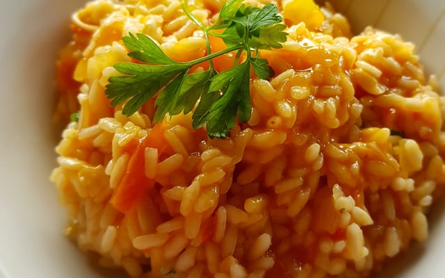 Risoto cremoso de lula em anéis