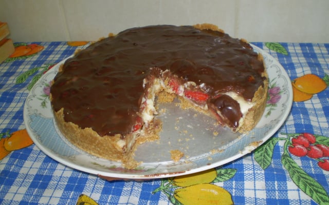 Torta de morango com chocolate