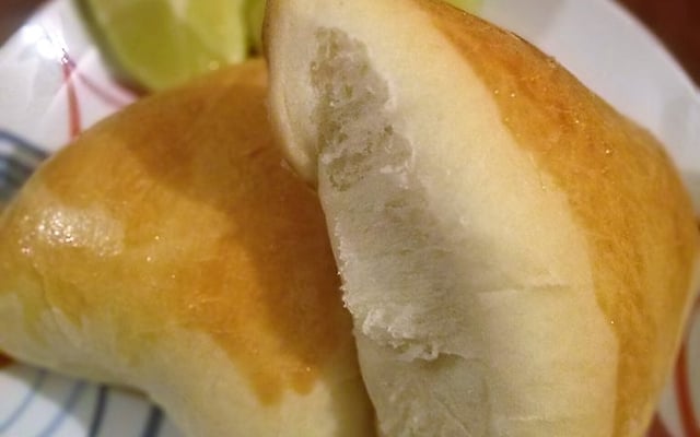 Esfiha de carne temperada