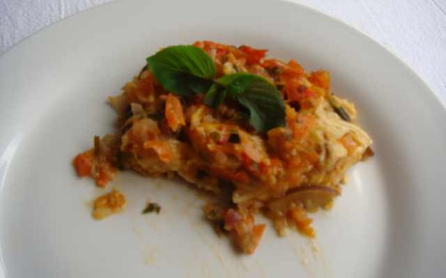 Berinjela com talharim