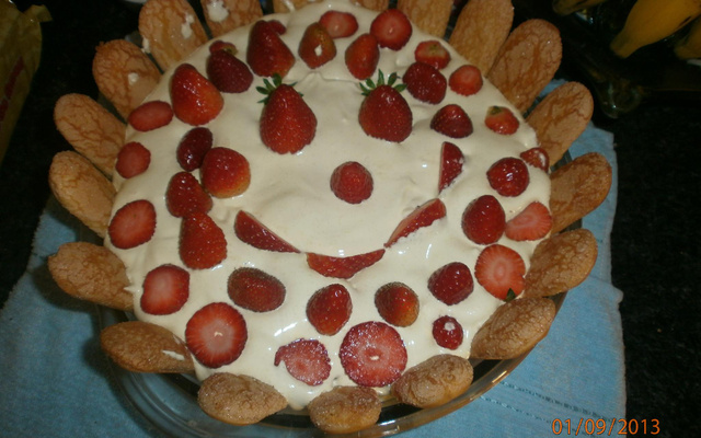 Torta de morango feliz