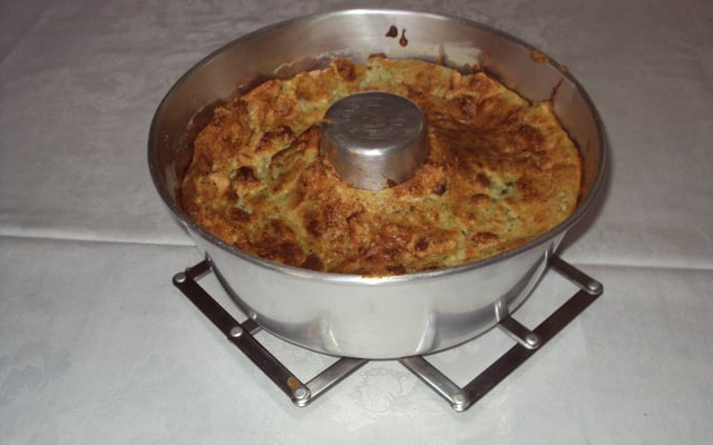 Souflé de brócolis e gorgonzola