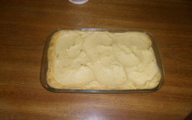 Escondidinho de carne moída e purê cremoso de batatas