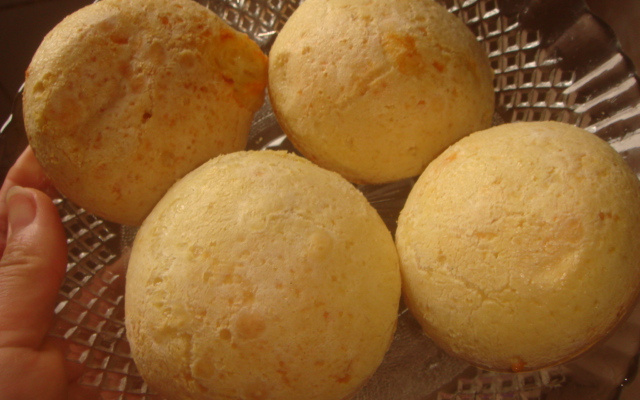 Pão de queijo de padaria