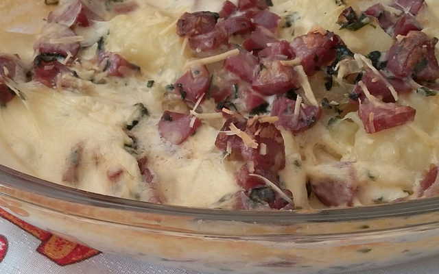 Batata com creme de leite ao forno