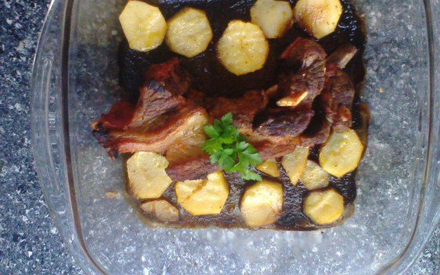 Costela assada no papel alumínio