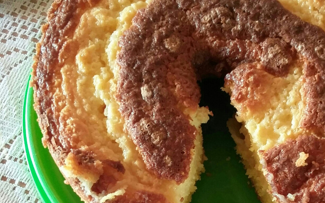 Bolo de fubá cremoso