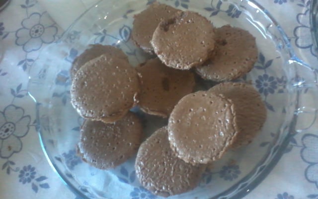 Moelleux au Chocolat (tradicional bolinho francês com interior cremoso)