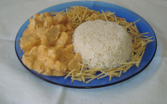 Estrogonofe de frango