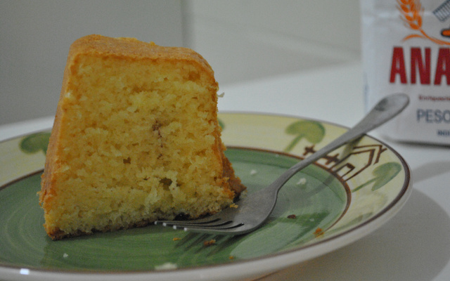 Bolo de iogurte natural