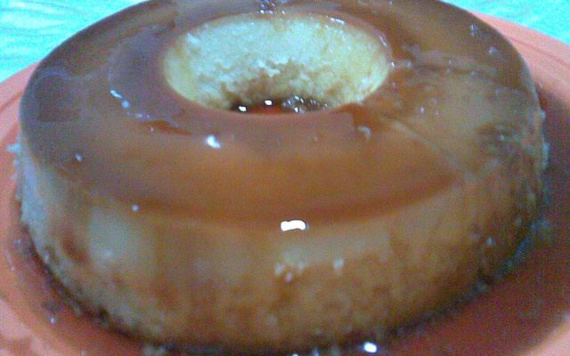 Pudim cremoso de coco