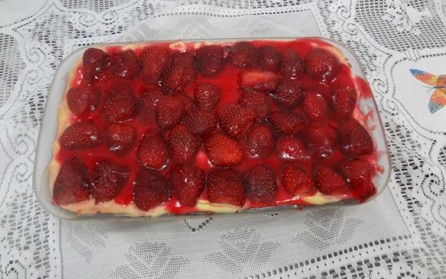 Torta de morango prática