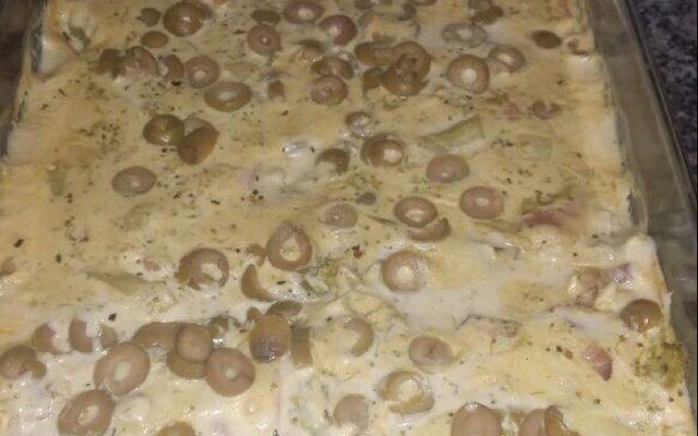 Lasanha de brócolis com molho branco