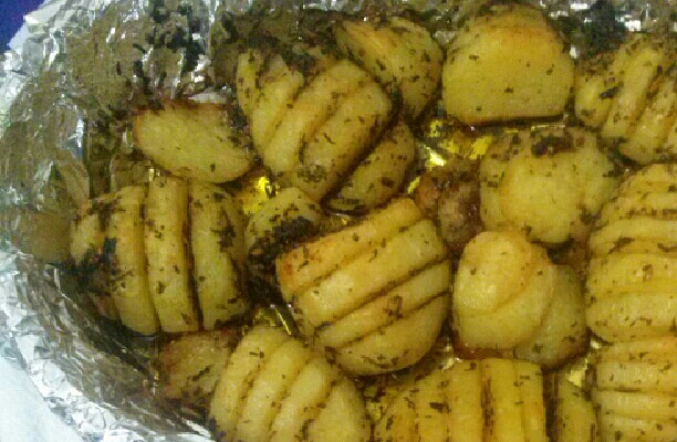 Batatas hasselback