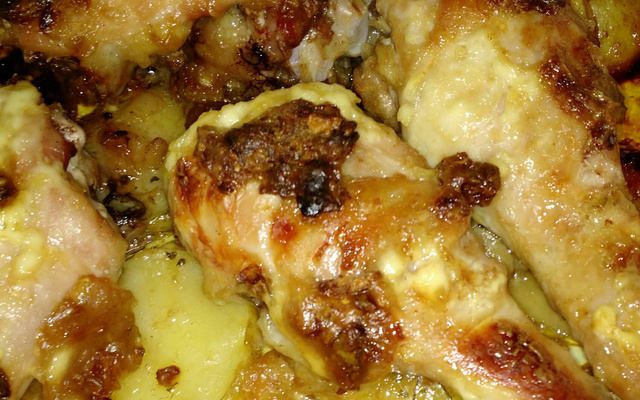 Frango assado com creme de cebola e maionese