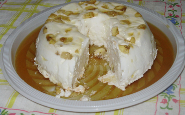 Pudim de claras com banana