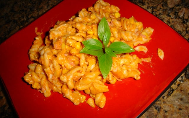 Macarrão de panela de pressão delícia