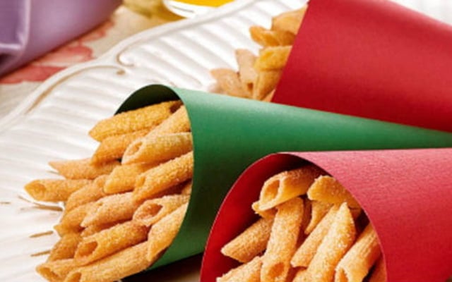 Macarrão frito com canela