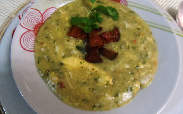 Sopinha cremosa de fubá